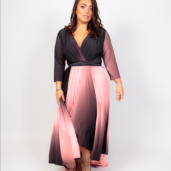 Plus Size ‘Alexandra’ Goddess Dress - Picture 2 of 8